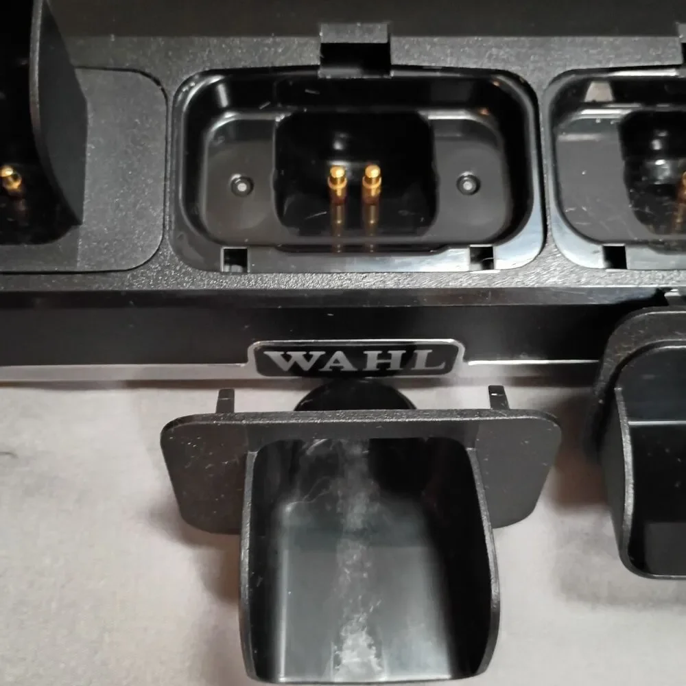Wahl Power Station - Multi-Charge 3 Tools At Once Used